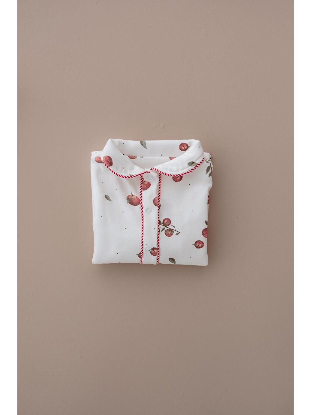 Ekru Elma Baskılı Çıt Çıtlı Puffy Sleep Serisi Tulum-7