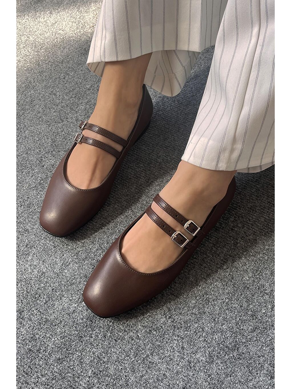 Kahverengi Elvira   Kadın  Kemer  Detay  Deri  Babet Kahve-1