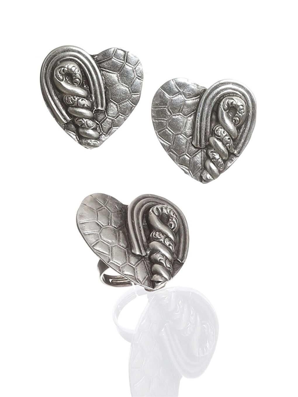 Gri Kadın Antik Gümüş Kaplama Çivili Model Gotik Kalp Stilizesi Küpe &Yüzük Set