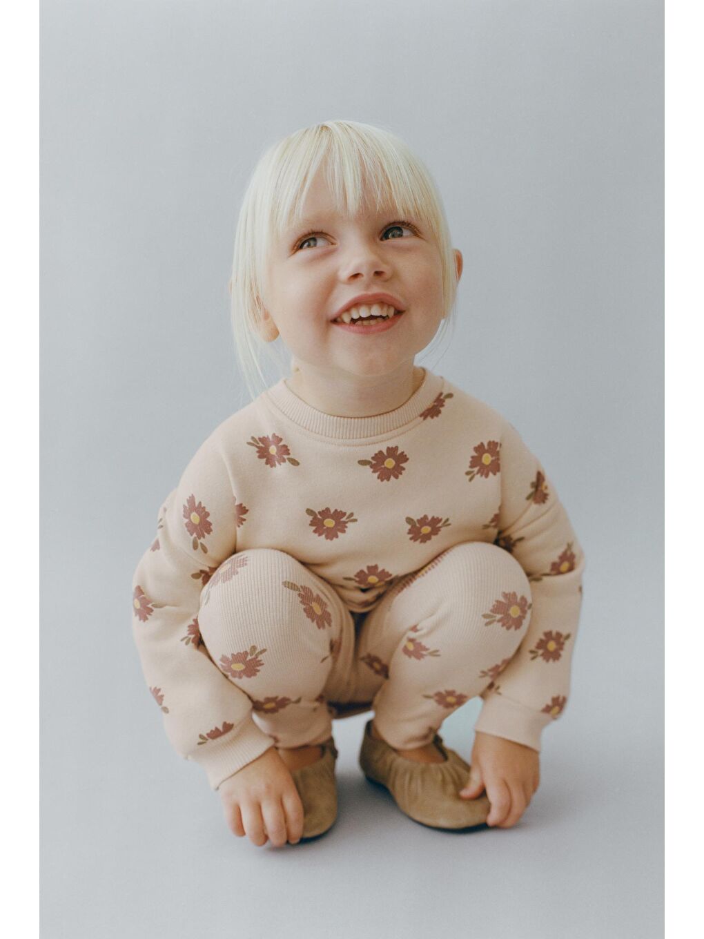 Kız Çocuk Pamuklu Bej Çiçek Desenli Sweatshirt Ve Tayt Takımı - Yumuşak Dokulu-4