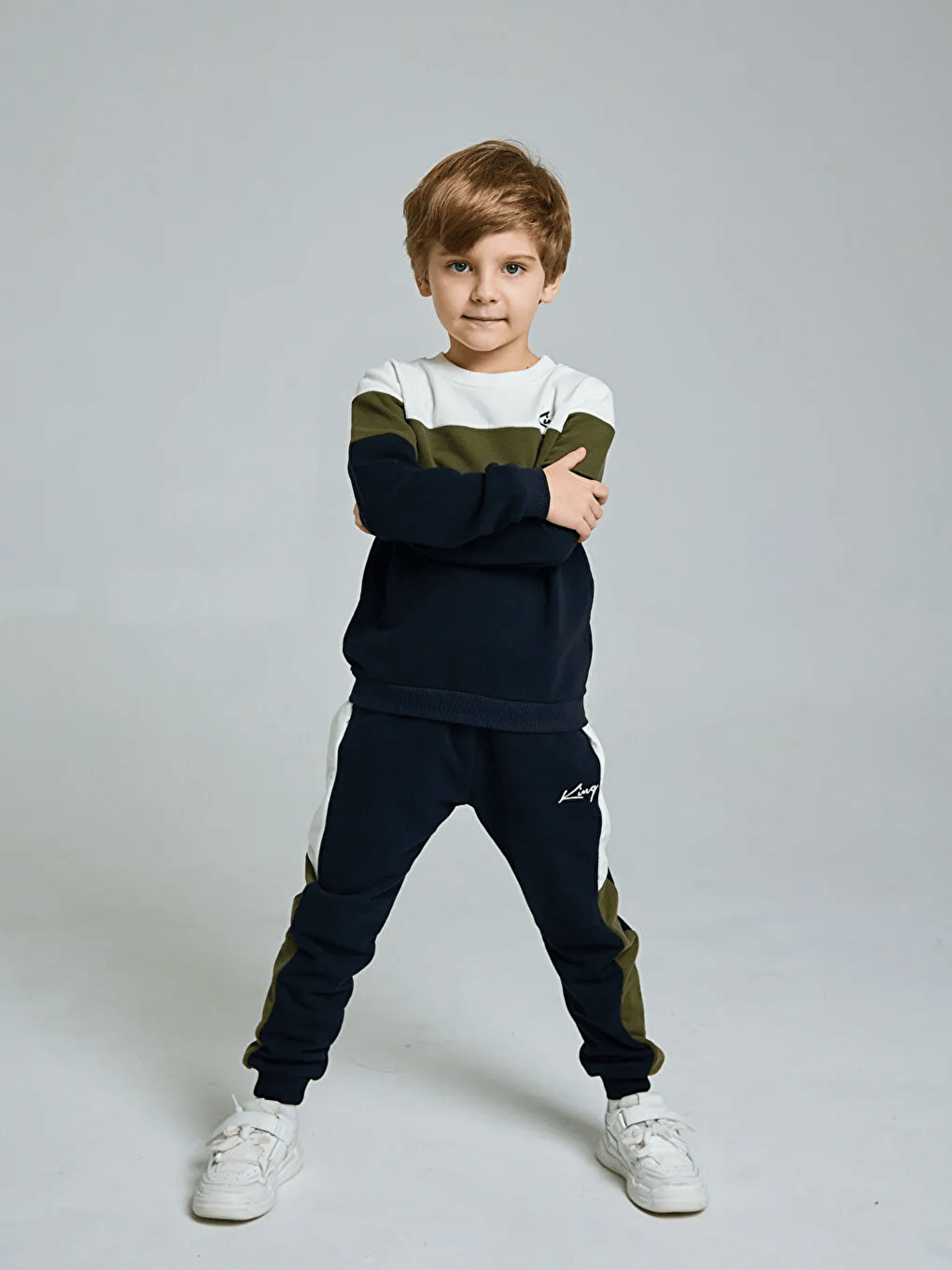 Haki Bisiklet Yaka Erkek Bebek Baskılı Sweatshirt ve Eşofman Alt 2'li Takım-1