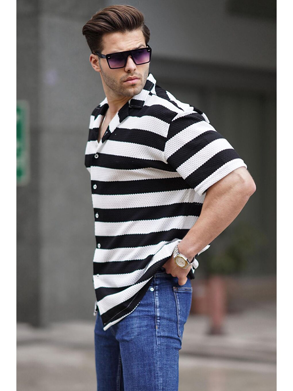 Siyah Çizgili Kısa Kollu Erkek Gömlek 6728