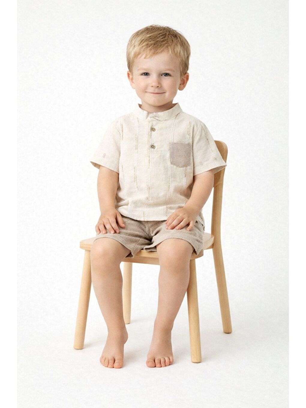 Ekru Tarz Gömlek Çizgi Desenli Belden Ayarlanabilir Kısa Kollu Şortlu 2'li Takım Çocuk ve Bebek Giyi-3