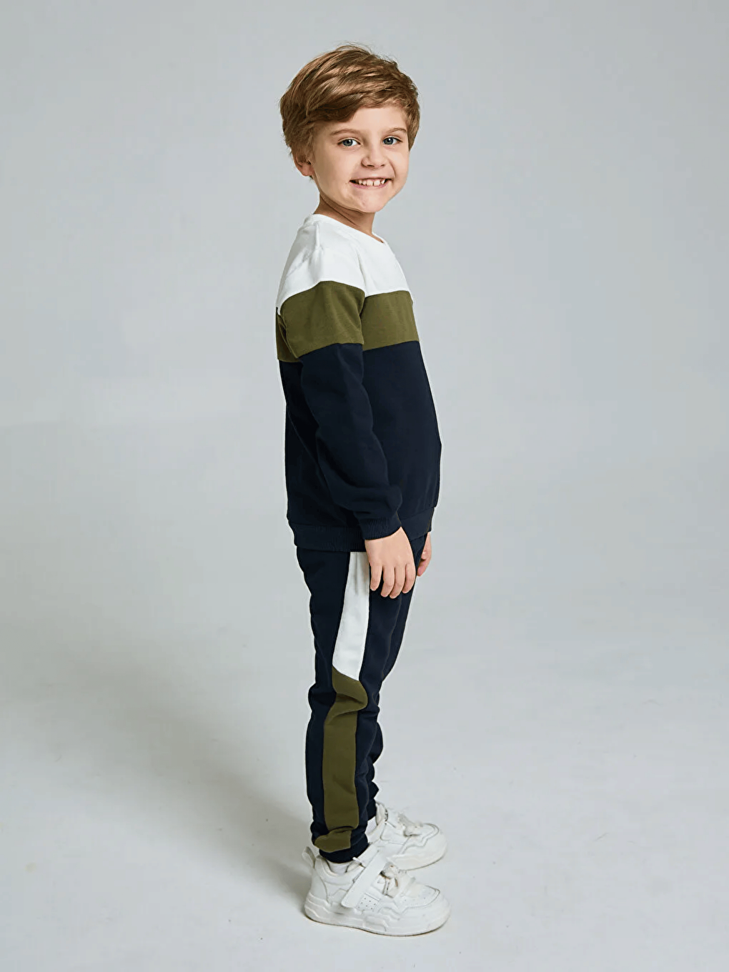 Haki Bisiklet Yaka Erkek Bebek Baskılı Sweatshirt ve Eşofman Alt 2'li Takım-5