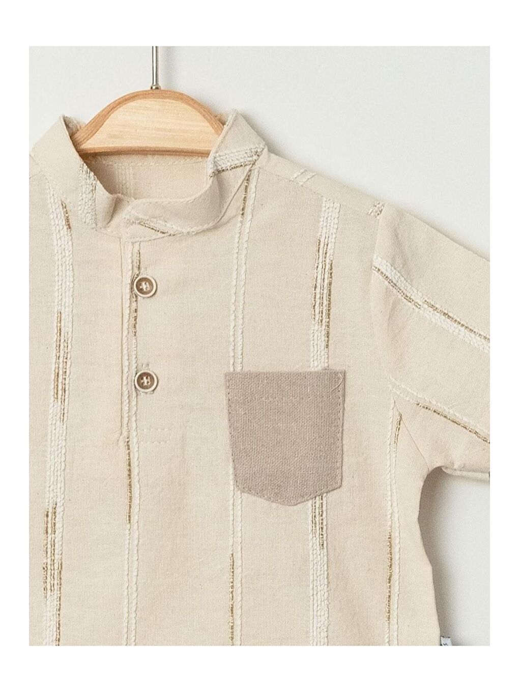 Ekru Tarz Gömlek Çizgi Desenli Belden Ayarlanabilir Kısa Kollu Şortlu 2'li Takım Çocuk ve Bebek Giyi-6