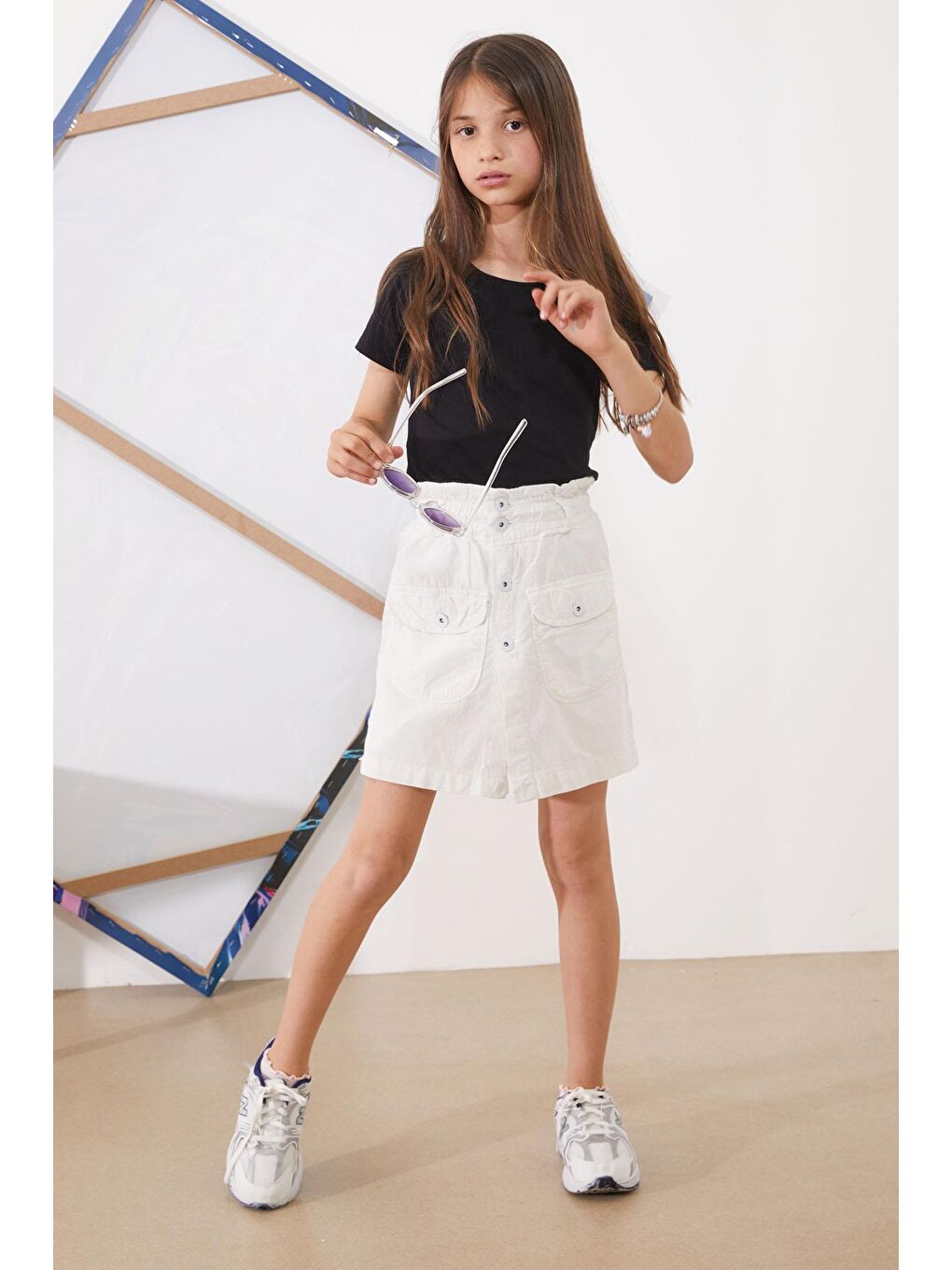 Beyaz Beli Lastikli Düğmeli Kız Çocuk Şort Etek 18949-2
