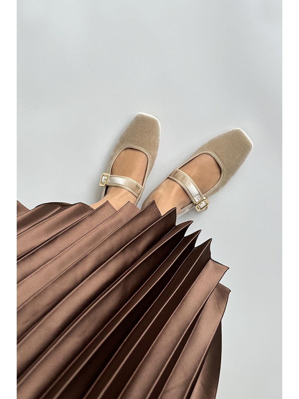 Carlisa Kadın  Kemer  Detay  Kadife   Babet Bej-1