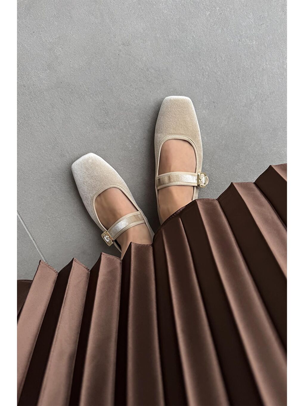 Carlisa Kadın  Kemer  Detay  Kadife   Babet Bej-2