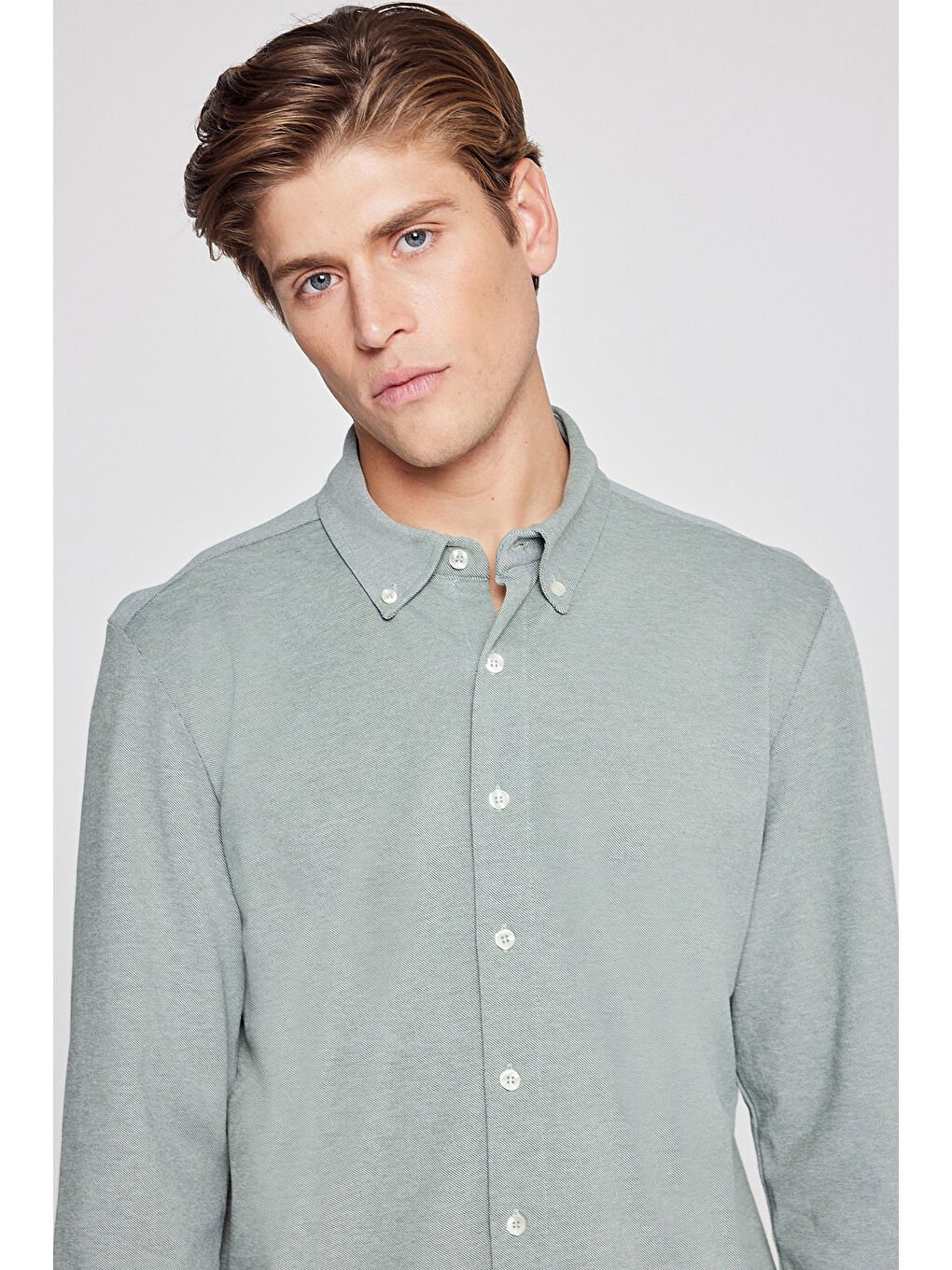 Erkek Haki Pamuklu Tailored Slim Fit Dar Kesim Düğmeli Yaka Örme Gömlek-3