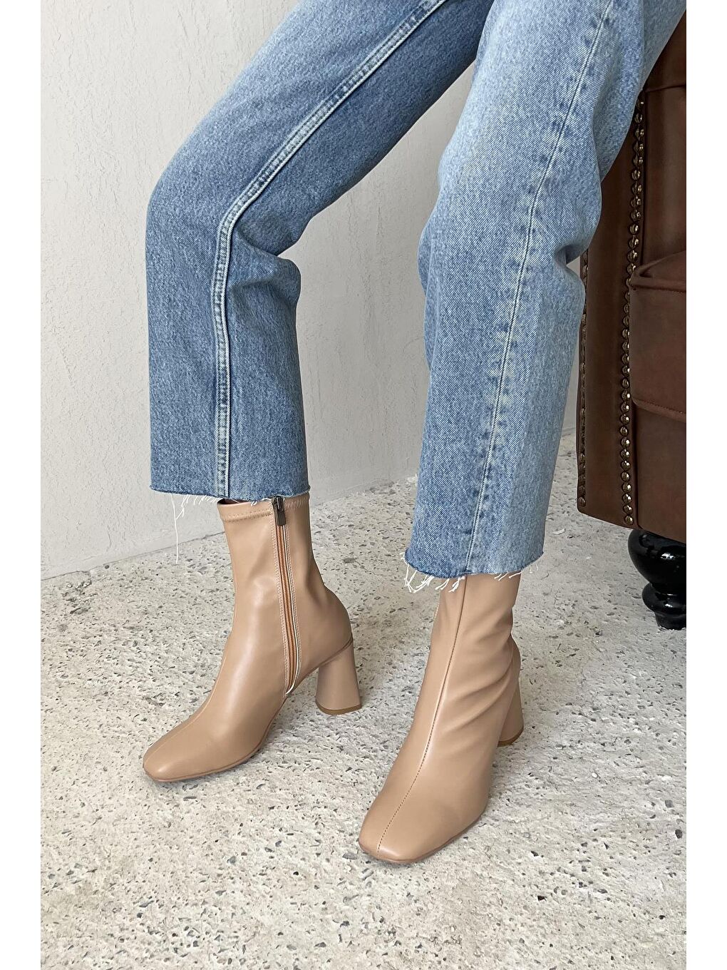 Bej Beck Kadın Küt Kalıp Streç Deri Bot Ten-1
