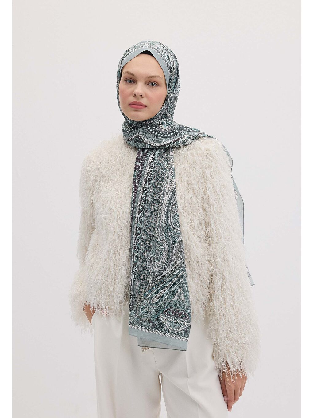 Gri Etnıc Floral Desen Şal Gümüş