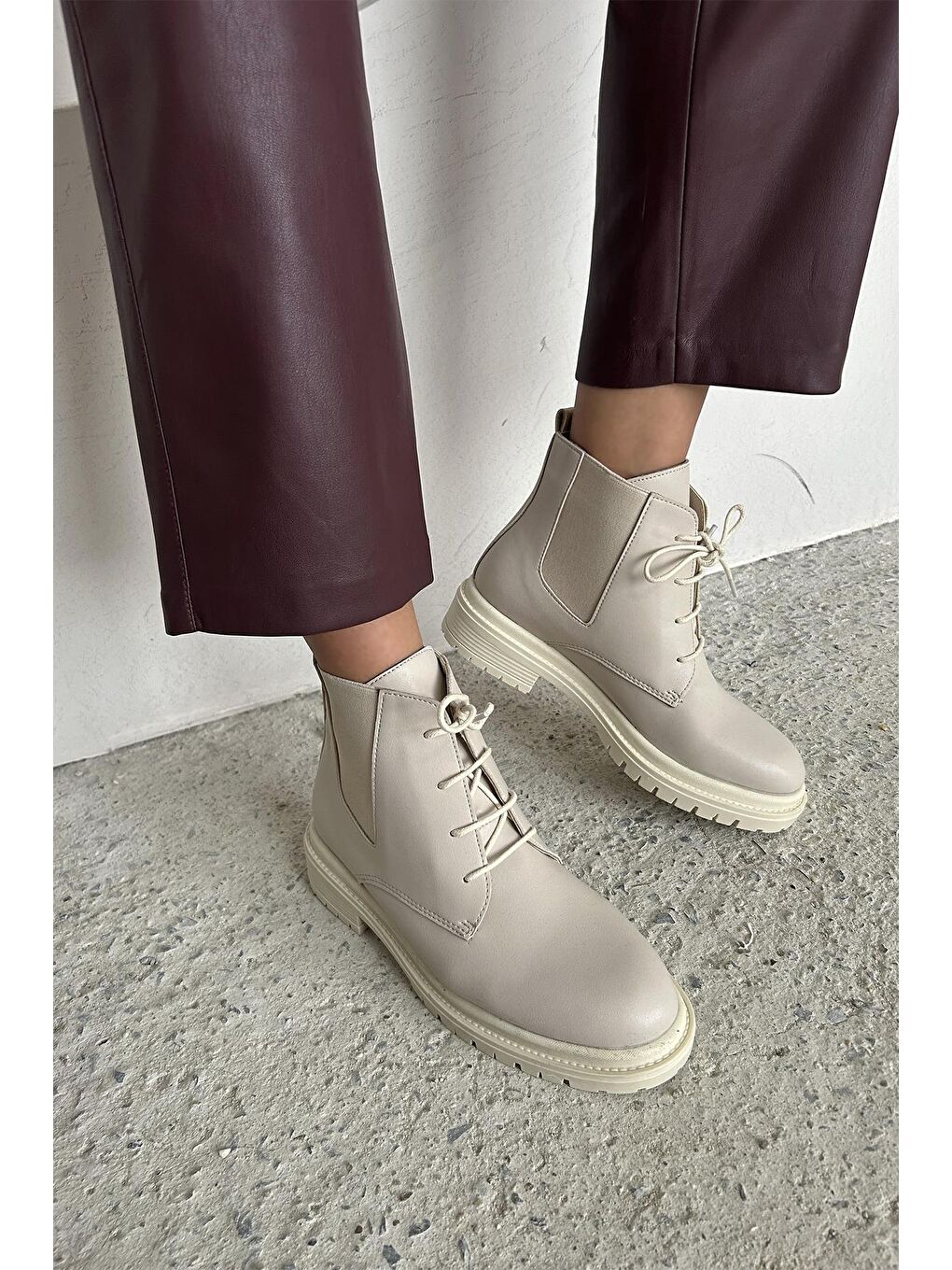 Pery Kadın Lastik Detay Deri Bot Bej-1