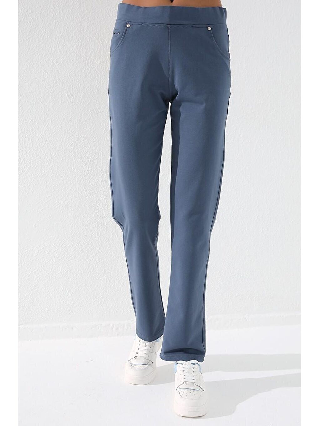 Petrol Taş Detaylı Cepli Rahat Form Klasik Paça Kadın Eşofman Altı - 94007-1