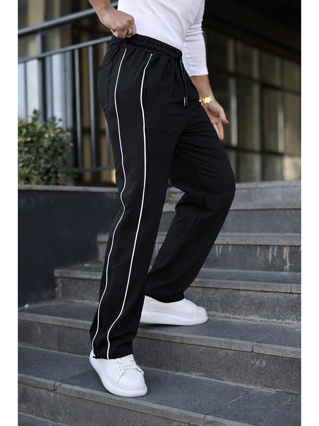 Erkek Günlük Yazlık Çizgili Bol Siyah Eşofman Altı-1