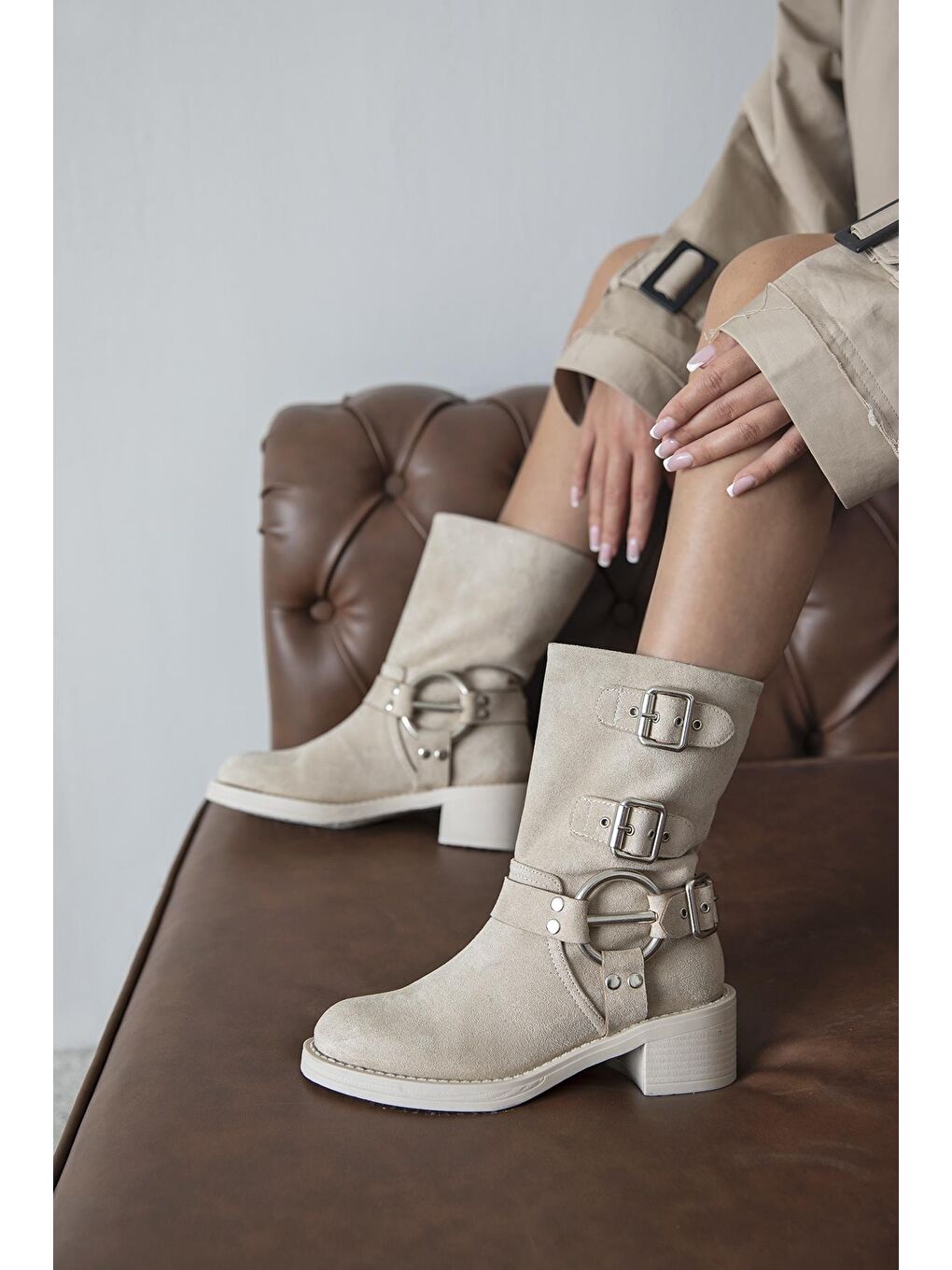 Senya Kadın Aksesuar Detay Süet Bot Bej-1