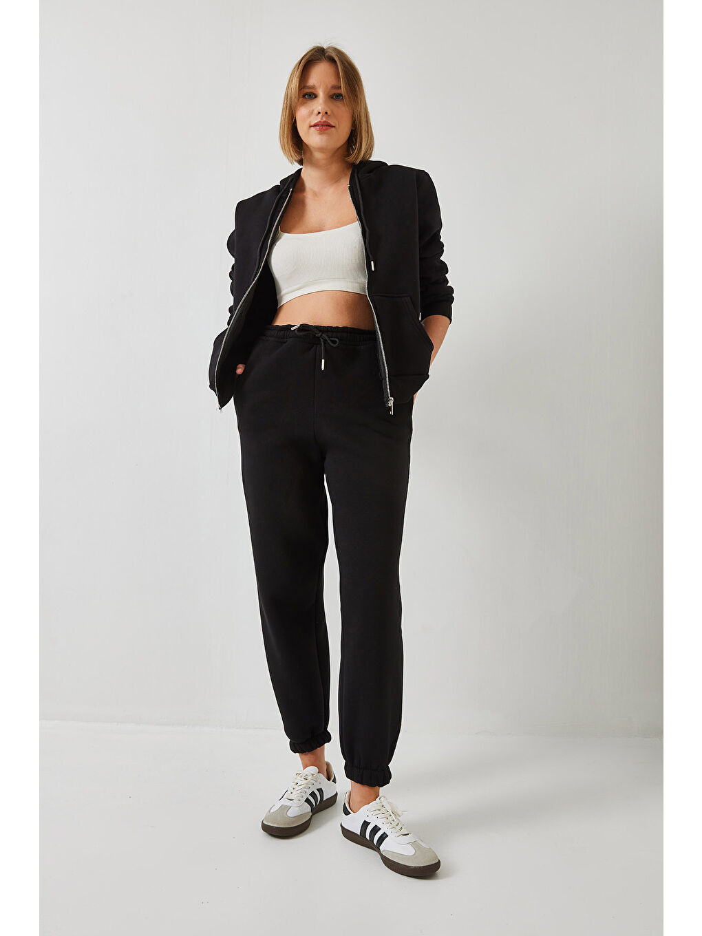 Siyah Kadın Kanguru Cepli Kapüşonlu Hırka Alt  Üst Takım MBHS-2