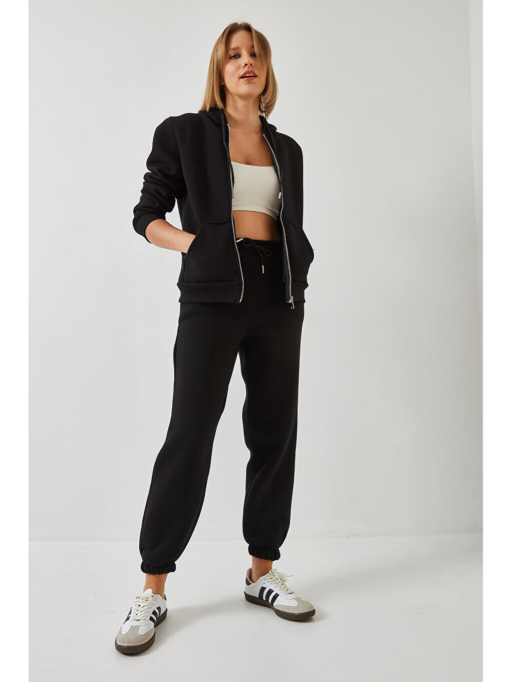 Siyah Kadın Kanguru Cepli Kapüşonlu Hırka Alt  Üst Takım MBHS-5