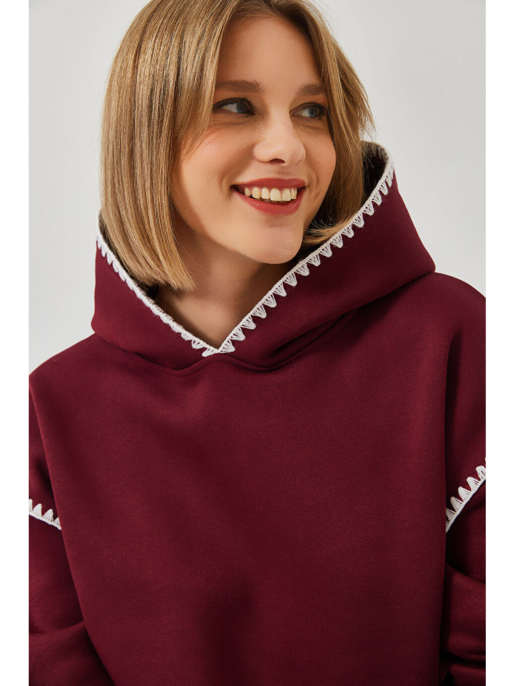 Bordo Kadın Kapüşonlu Dantel Detaylı Sweatshirt-1