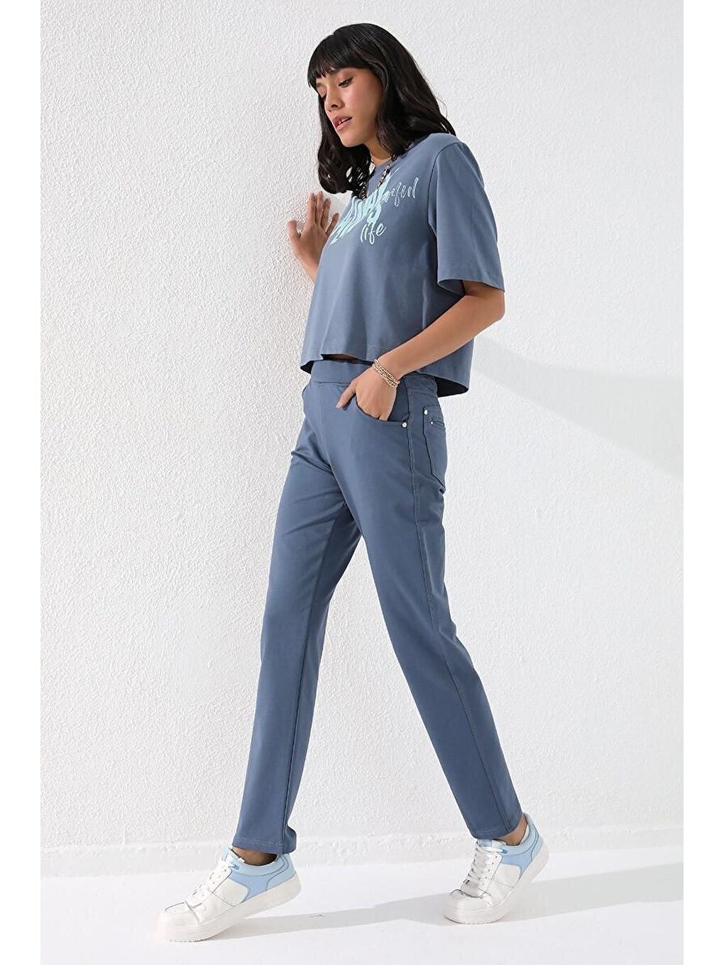 Petrol Taş Detaylı Cepli Rahat Form Klasik Paça Kadın Eşofman Altı - 94007-4