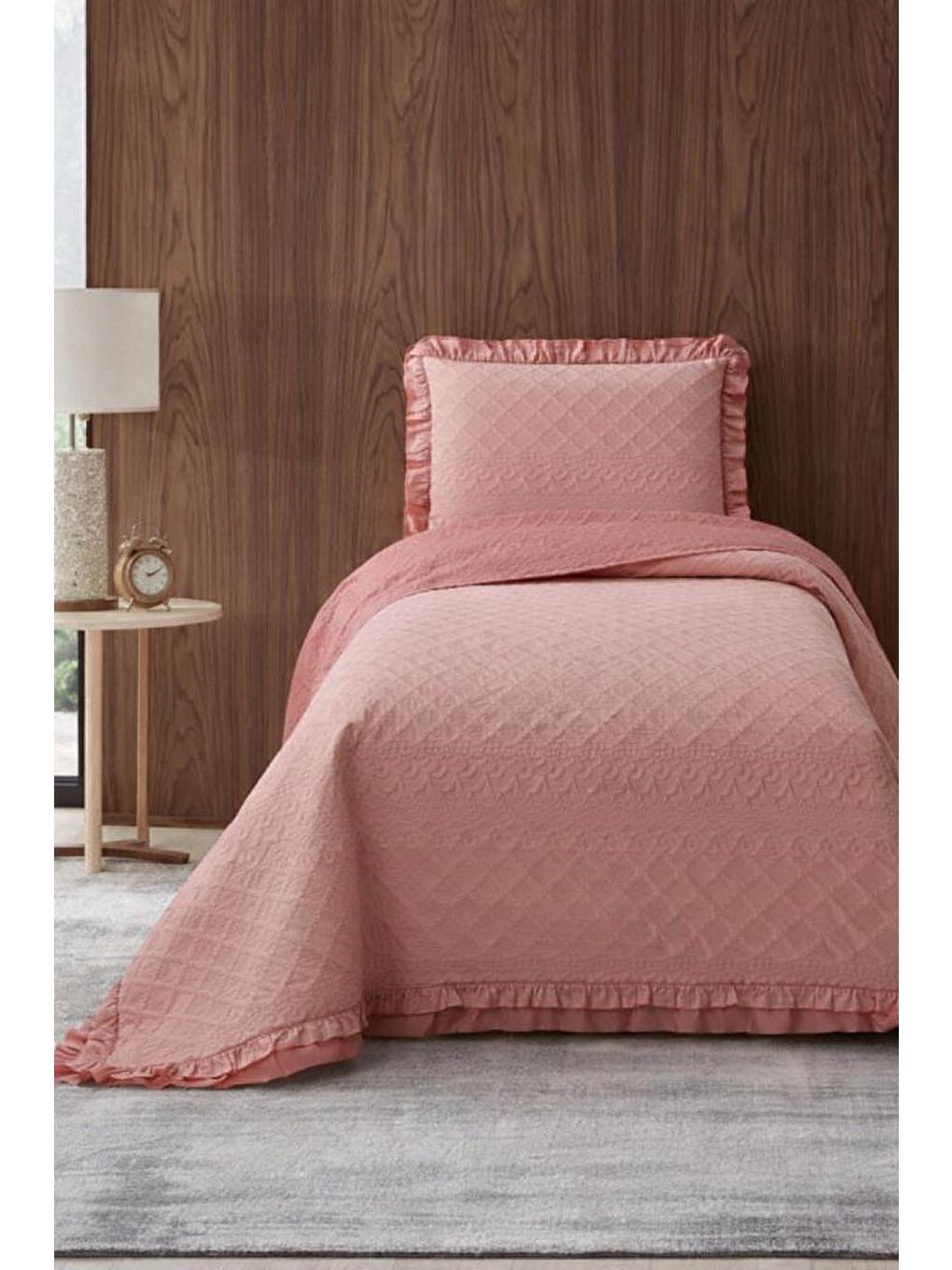 Pembe Roma Elyaf Dolgulu Tek Kişilik 180x240 Cm Yatak Örtüsü Pudra