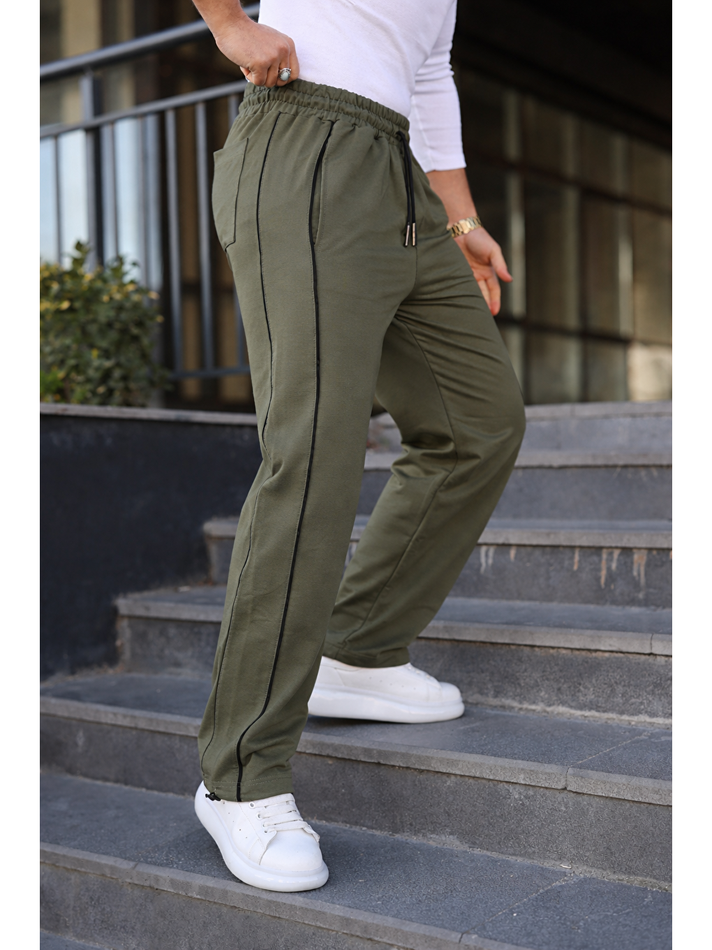 Erkek Günlük Yazlık Çizgili Bol Haki Eşofman Altı-1