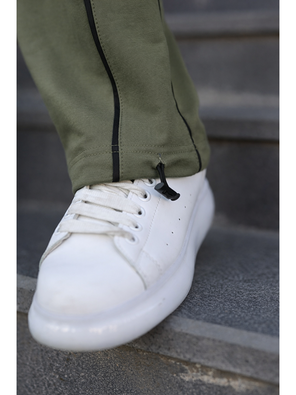 Erkek Günlük Yazlık Çizgili Bol Haki Eşofman Altı-4