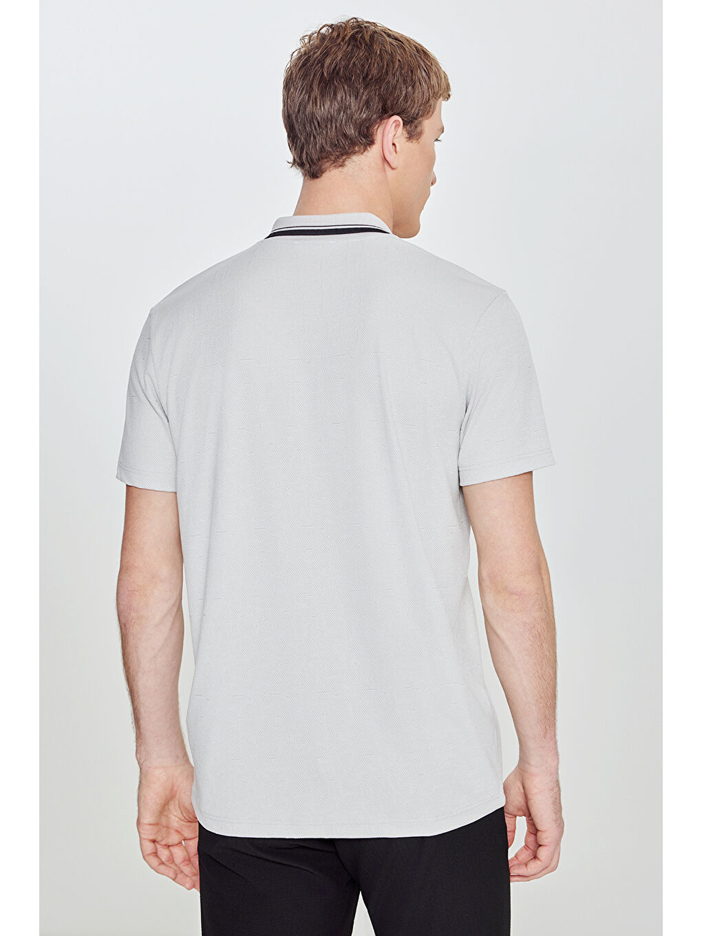 Erkek Açık Gri Slim Fit Dar Kesim Polo Yaka Jakarlı Esnek Tişört-4