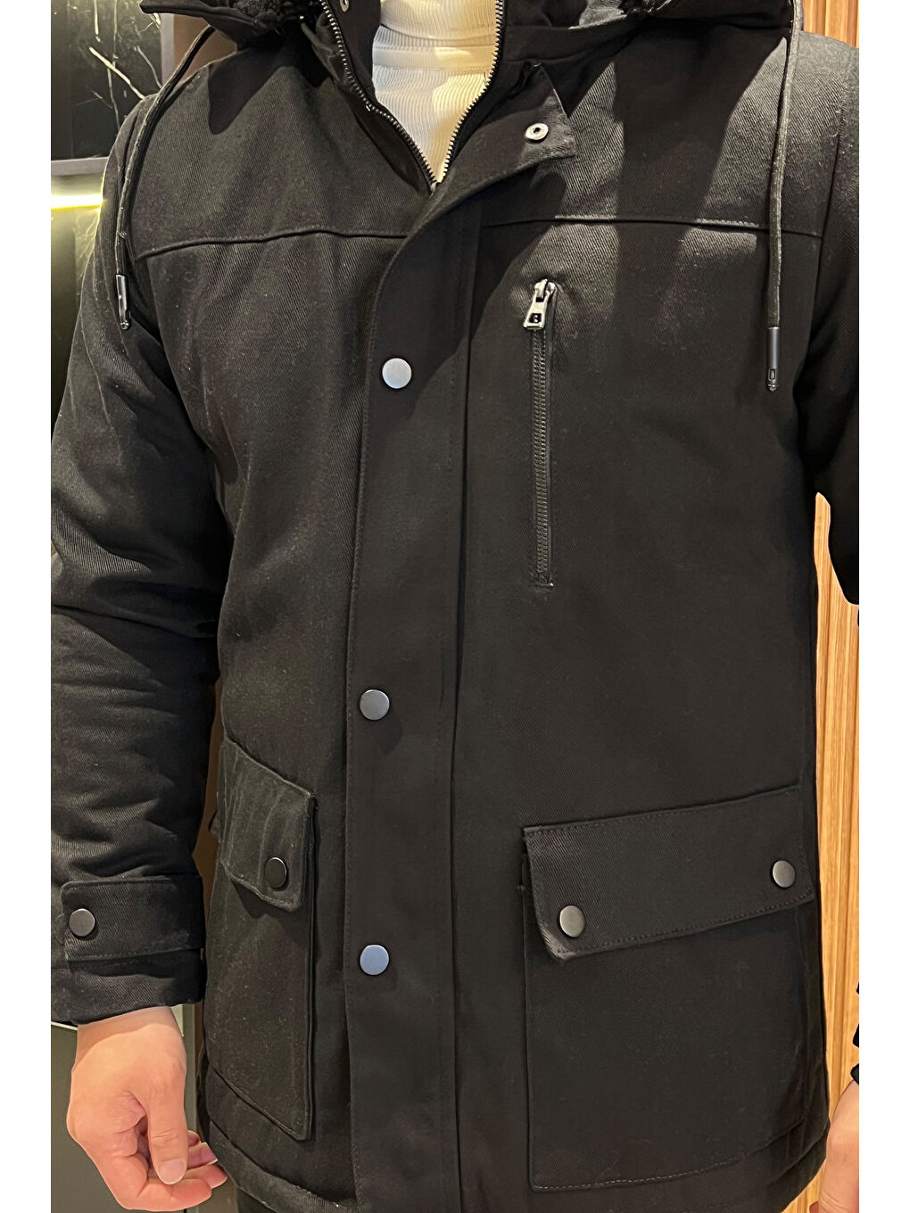 Siyah Kapüşonlu İçi Pelüş Erkek Gabardin Mont-3