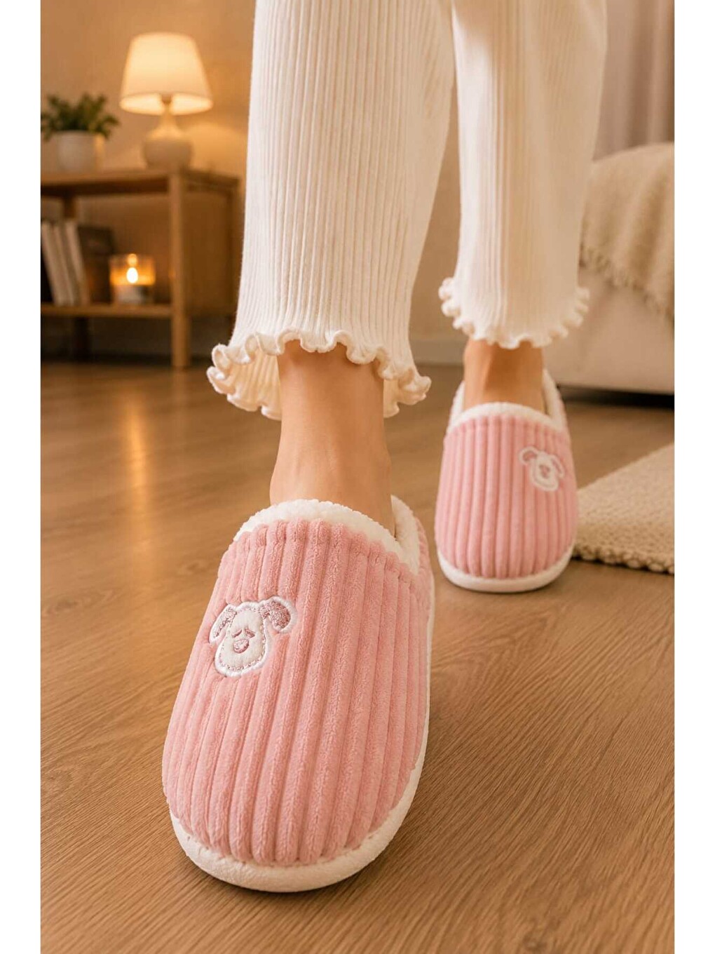 Pembe Unisex, Fitil Kadife, Sevimli Köpek Figürlü, Kürklü, Yumuşak, Pelüş Ev Terliği