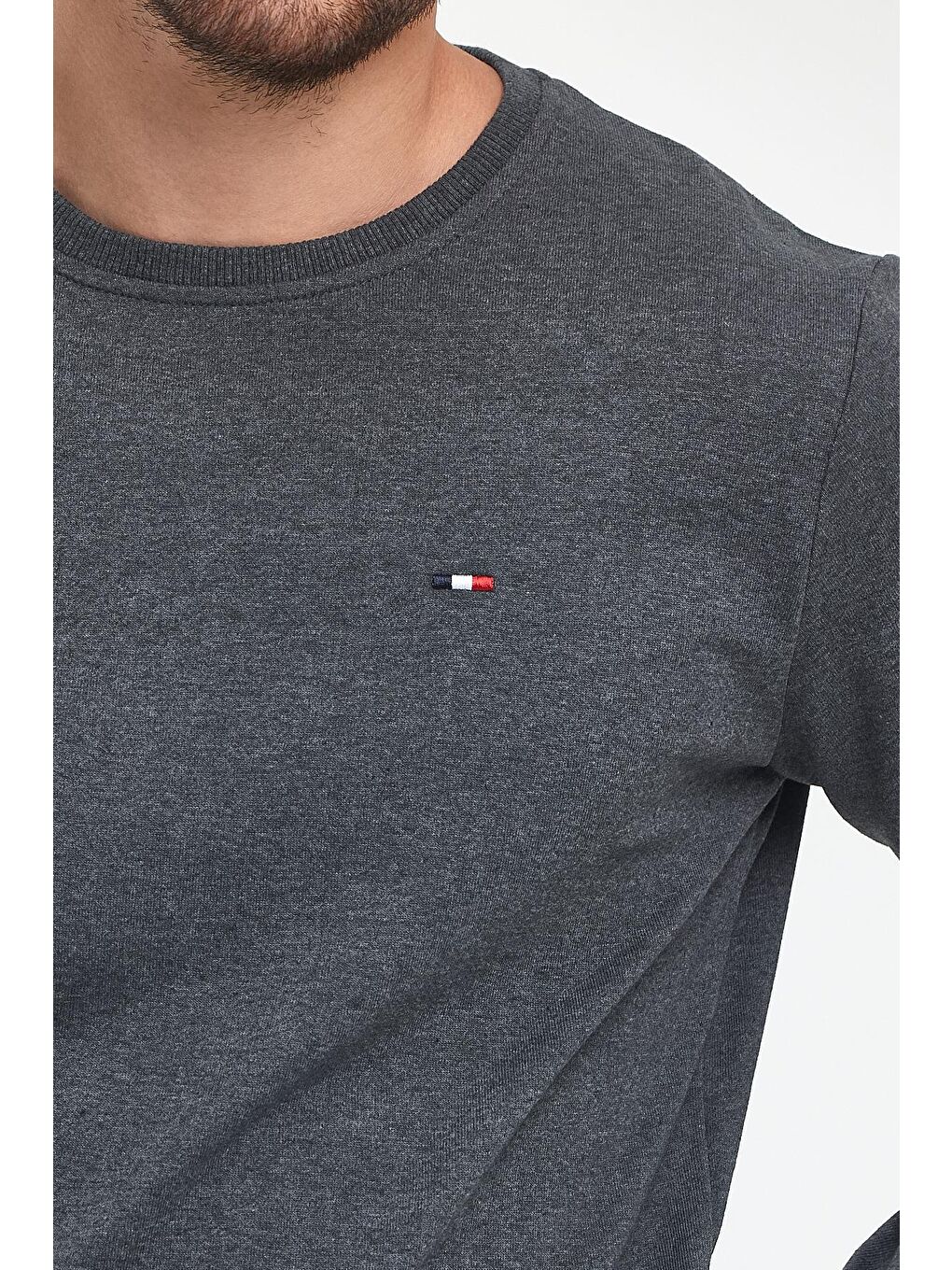 Erkek Siyah-Lacivert-Antrasit Bisiklet Yaka Nakış Detaylı Regular Fit 3'Lü Sweatshirt MMTLCE70-3-4