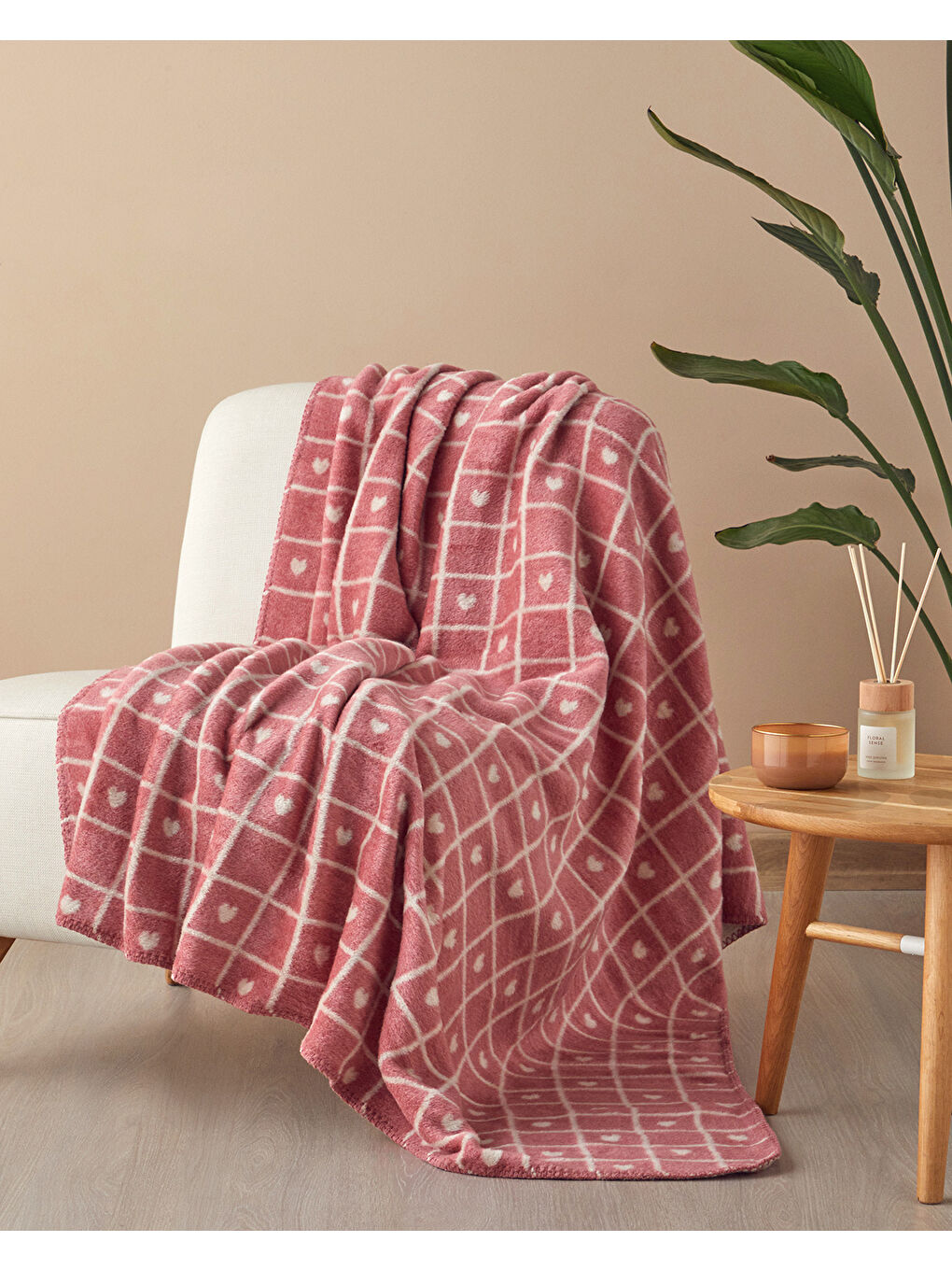 English Home Sweet hearts Akrilik Tv Battaniye 130x170 cm Pembe - 1