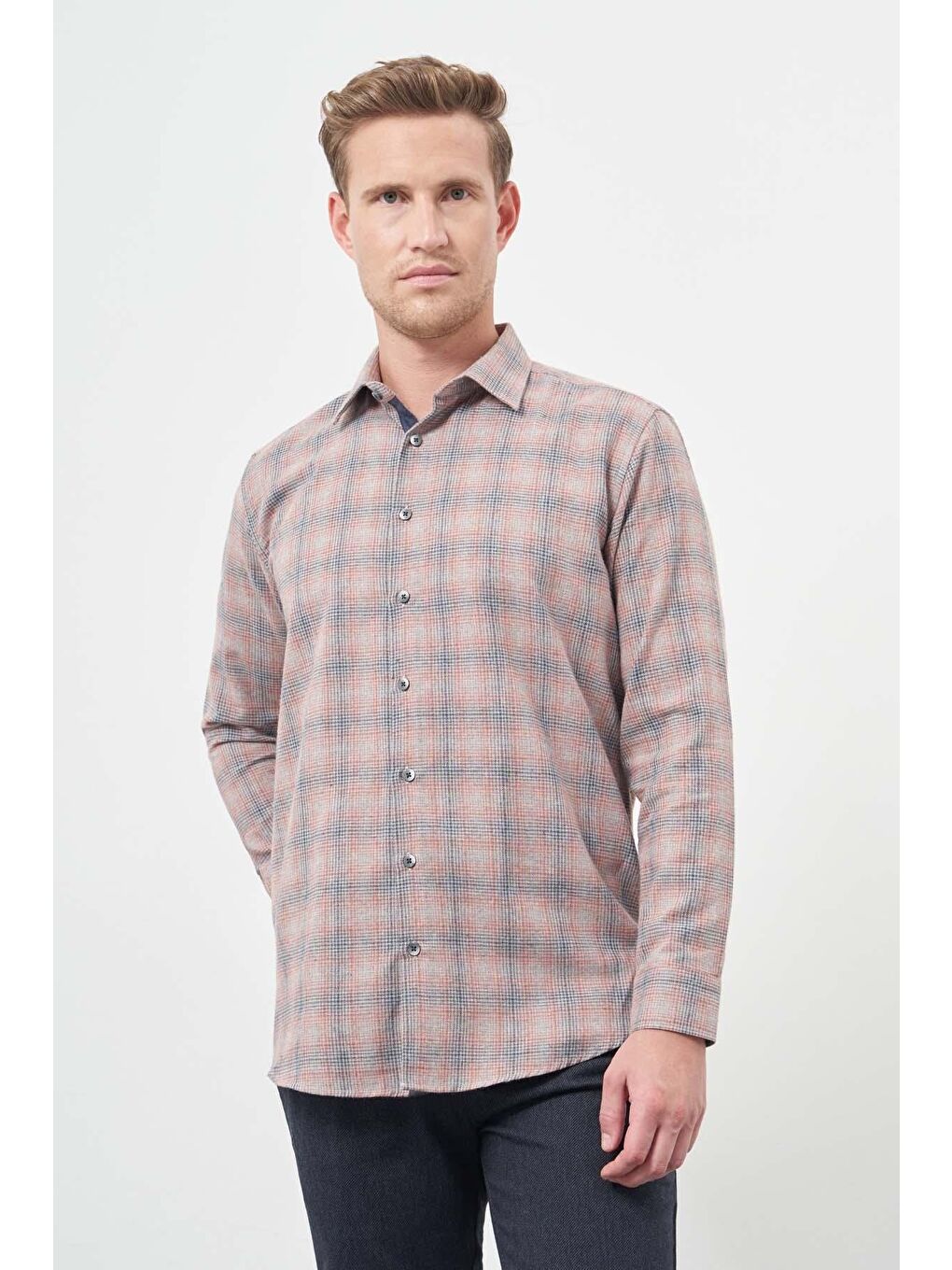 Gri Füme Uzun Kol Ekose Desen Gabardin Sert Yaka Cepsiz Pamuklu Classic Comfort Fit Gömlek 1004245165-2