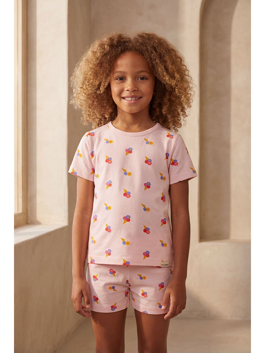 Pembe Kız Çocuk Floral Outburst Dondurma Desenli Paketli Şortlu Pijama Takımı