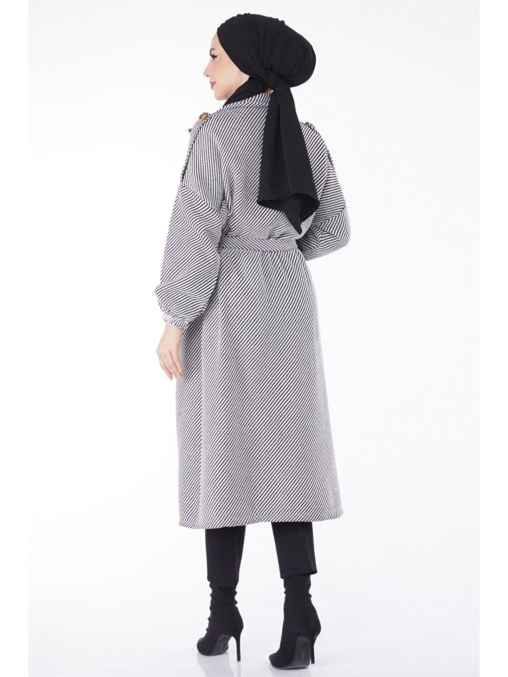 Kruvaze Yaka Kadın Beyaz Kuşaklı Kaşe Kaban - 13132-4