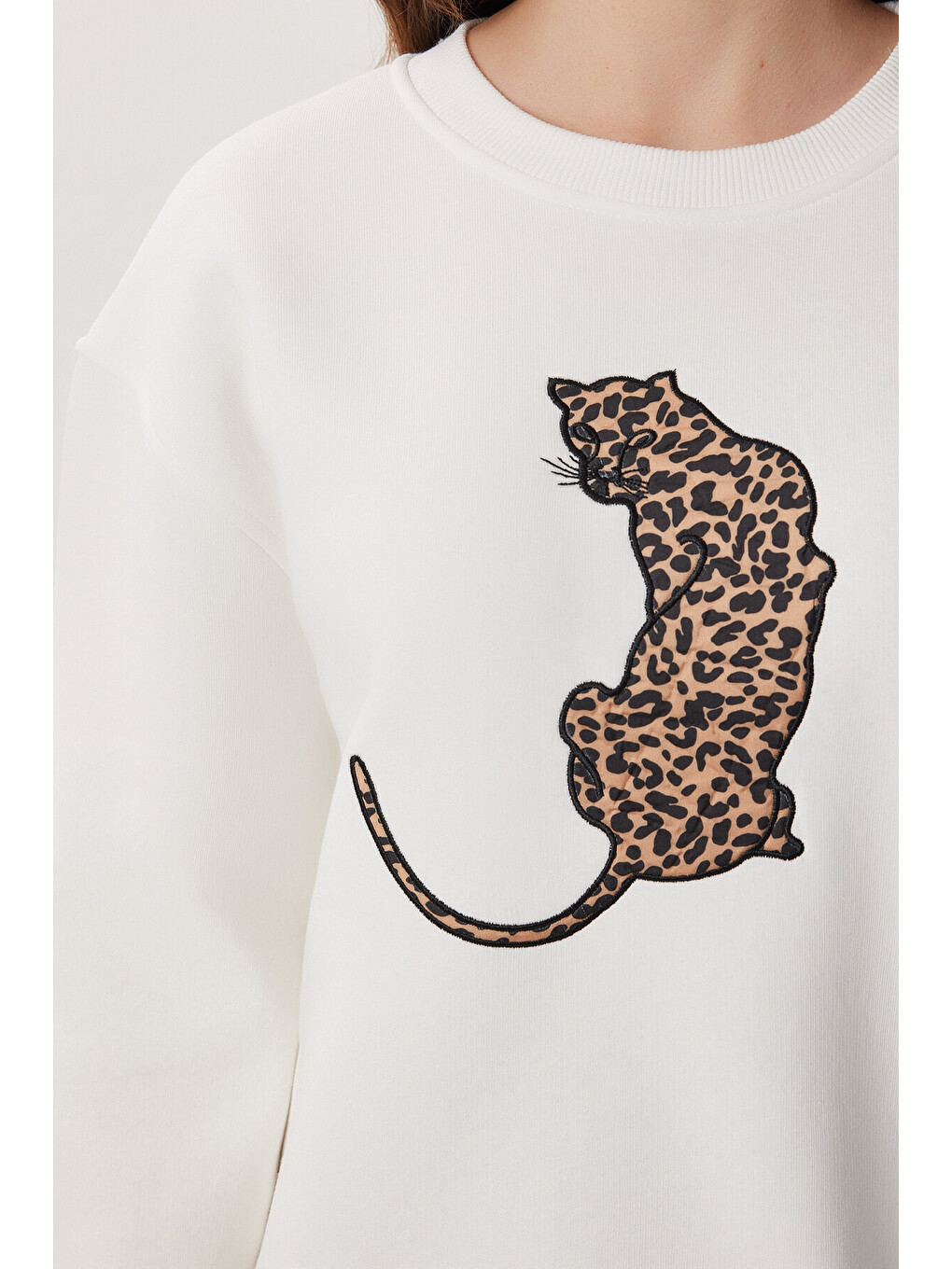 Ekru Leopar Baskılı Oversize Şardonlu Örme Sweatshirt EKRU LMC0078-2
