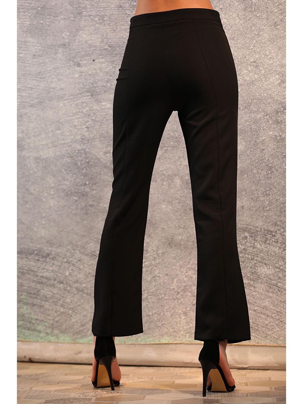 Siyah Kadın Fermuarlı Çimalı Pantolon-4