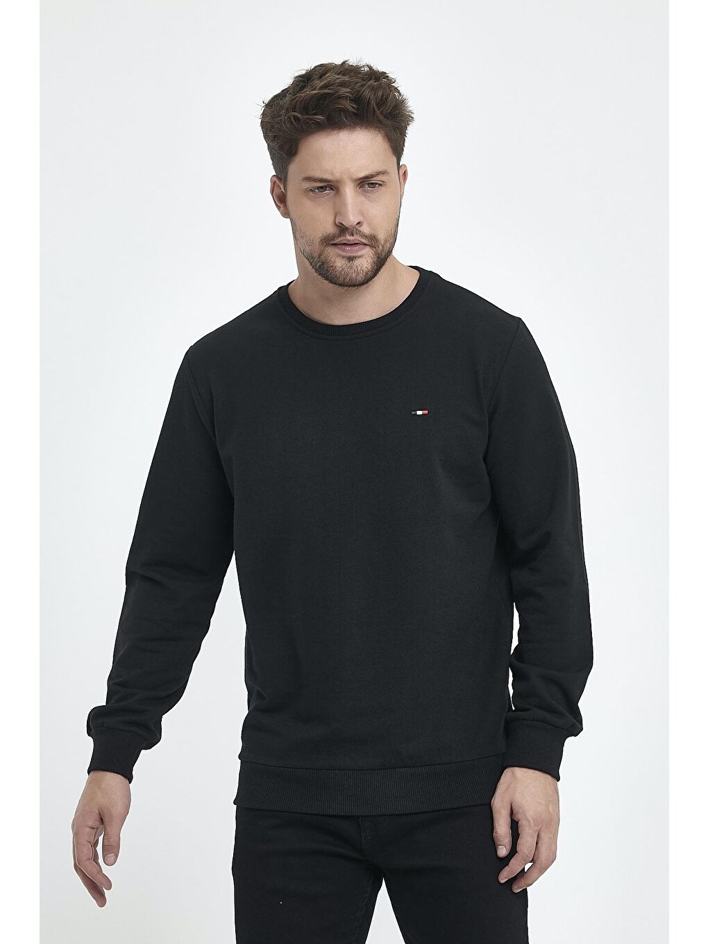 MMETALIC Siyah Erkek Siyah Bisiklet Yaka Nakış Detaylı Regular Fit Sweatshirt - 1