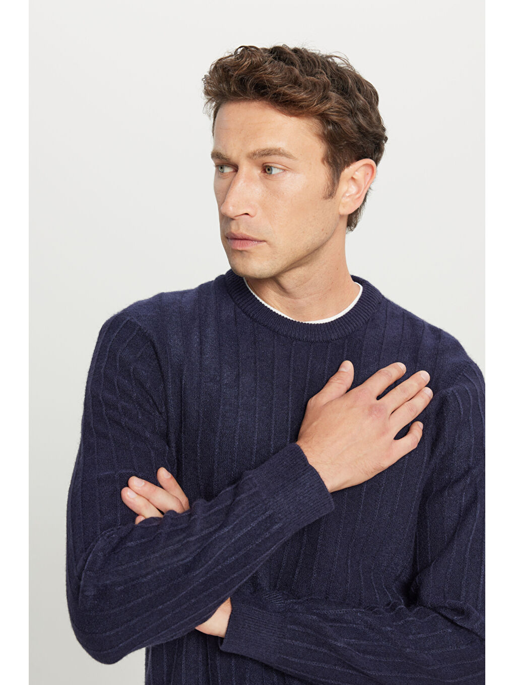 Erkek Lacivert Standart Fit Normal Kesim Bisiklet Yaka Jakarlı Triko Kazak-3