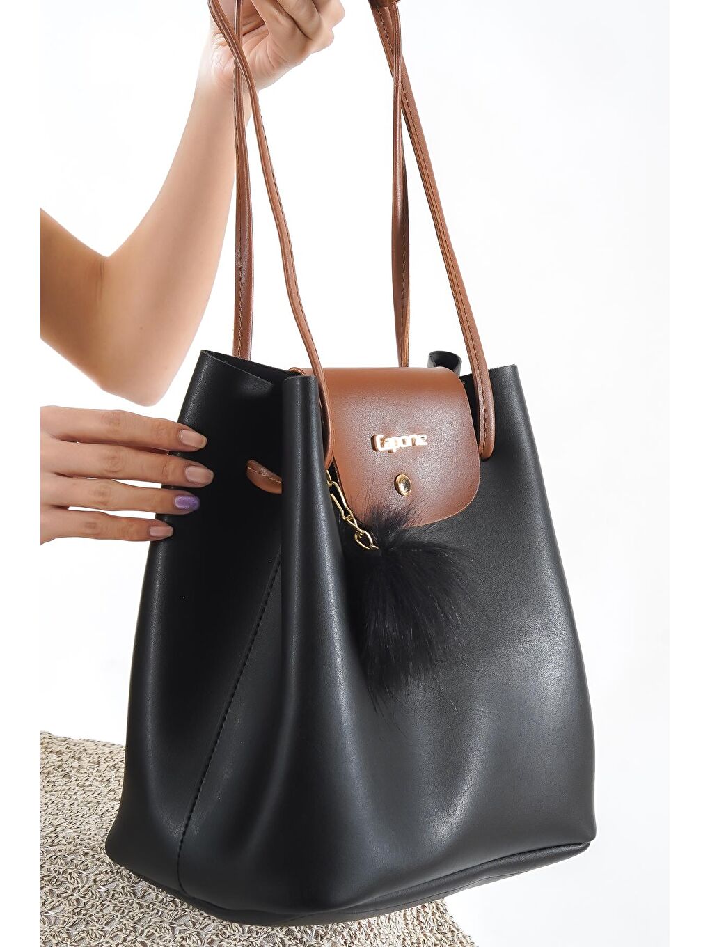 Siyah Padova Leather Kadın Omuz Çantası-1