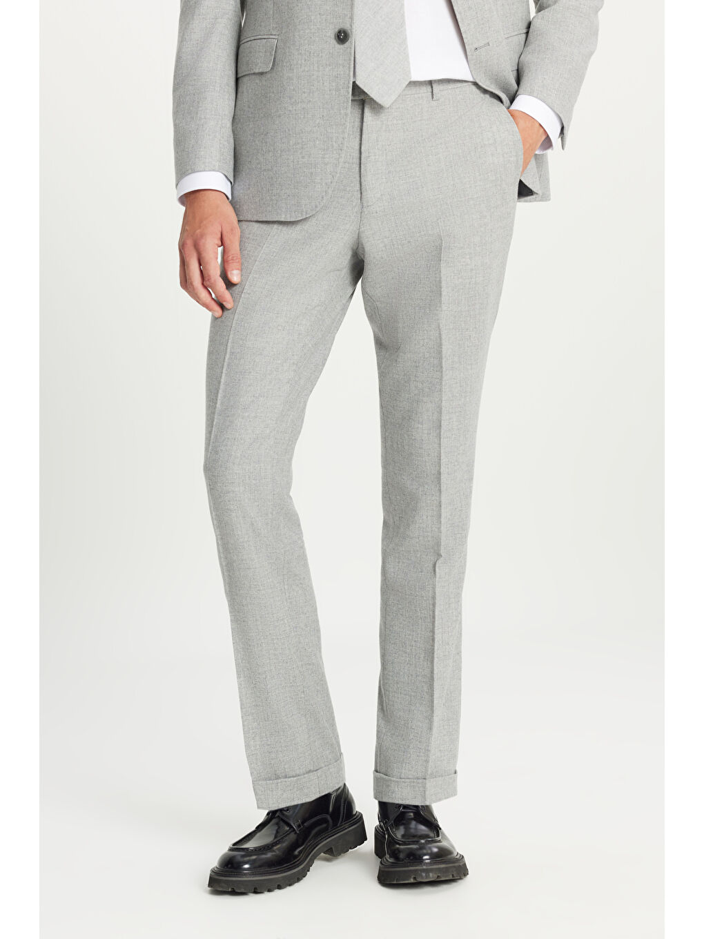 Erkek Gri Yünlü Slim Fit Dar Kesim Kırlangıç Yaka Kapak Cepli Desenli Takım Elbise-5