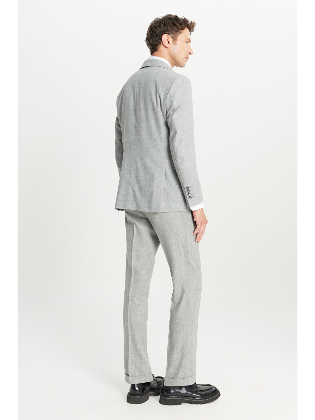 Erkek Gri Yünlü Slim Fit Dar Kesim Kırlangıç Yaka Kapak Cepli Desenli Takım Elbise-7