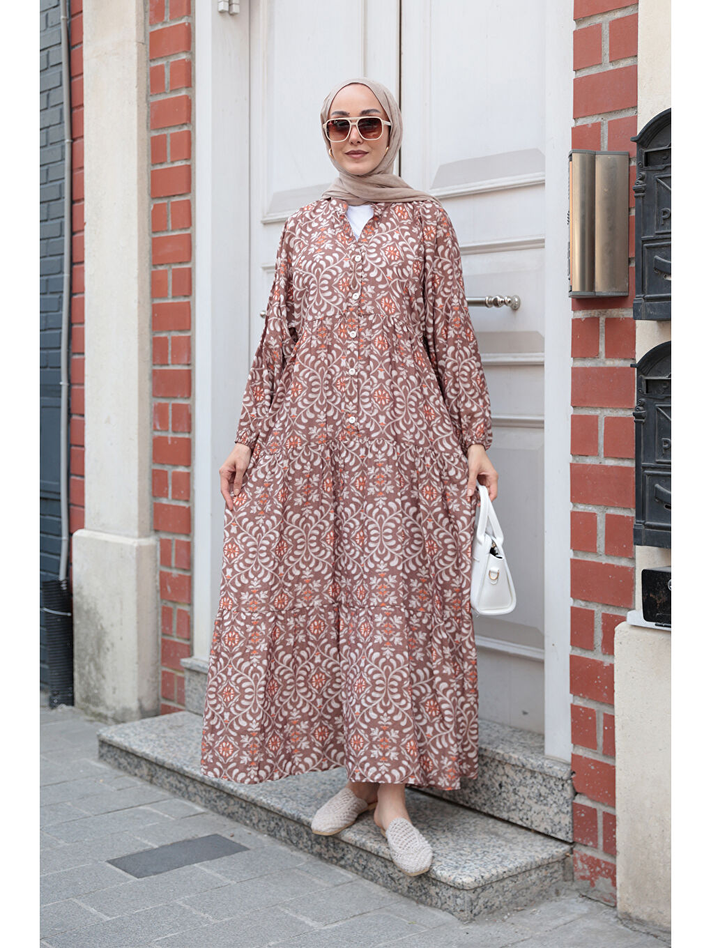 Kadın Lale Desenli Elbise Kahverengi-1
