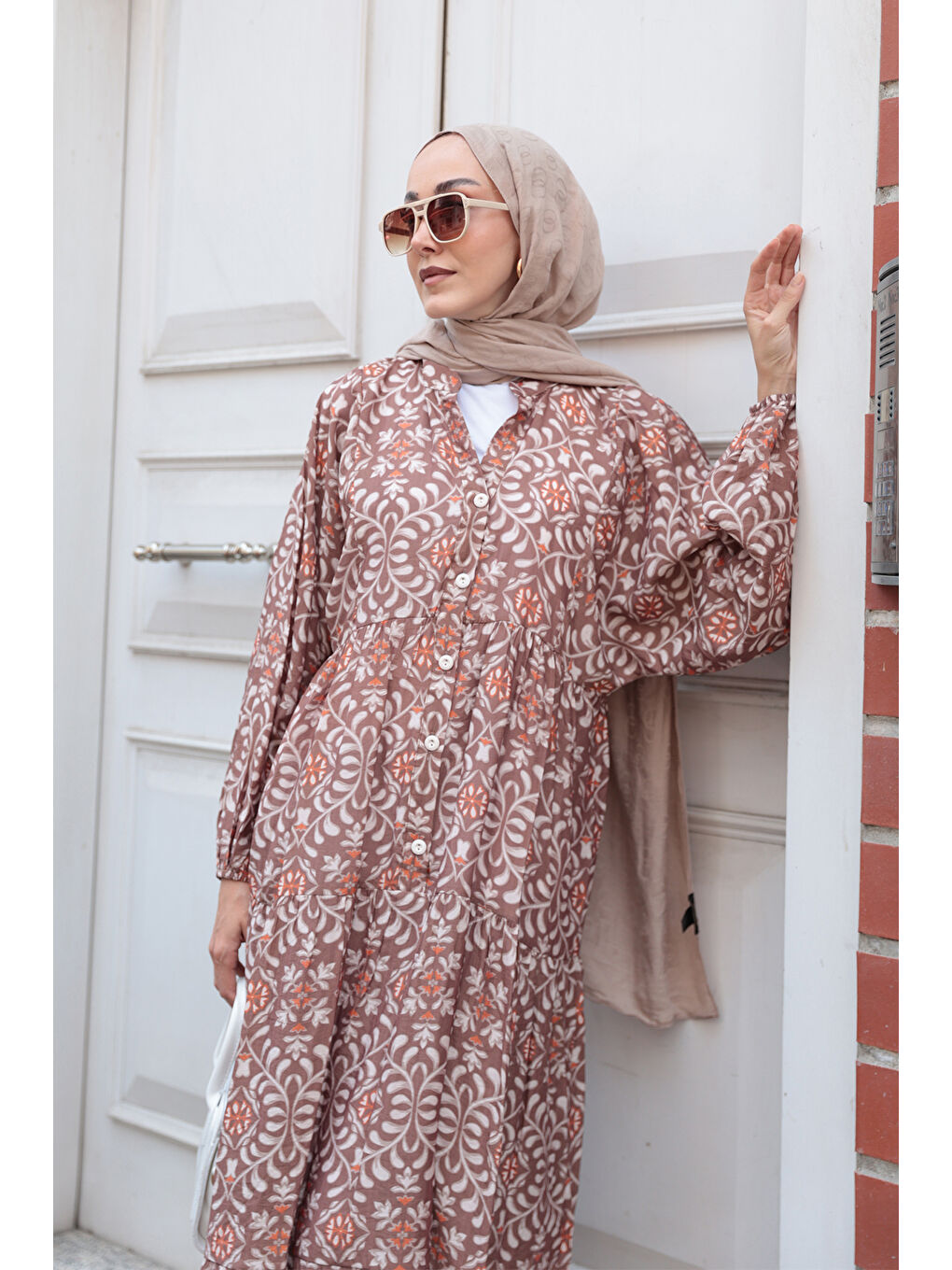 Kadın Lale Desenli Elbise Kahverengi-4