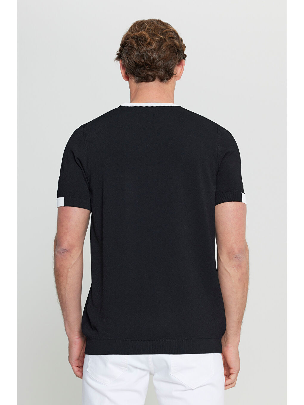 Erkek Siyah Standart Fit Normal Kesim Bisiklet Yaka Triko Tişört-5