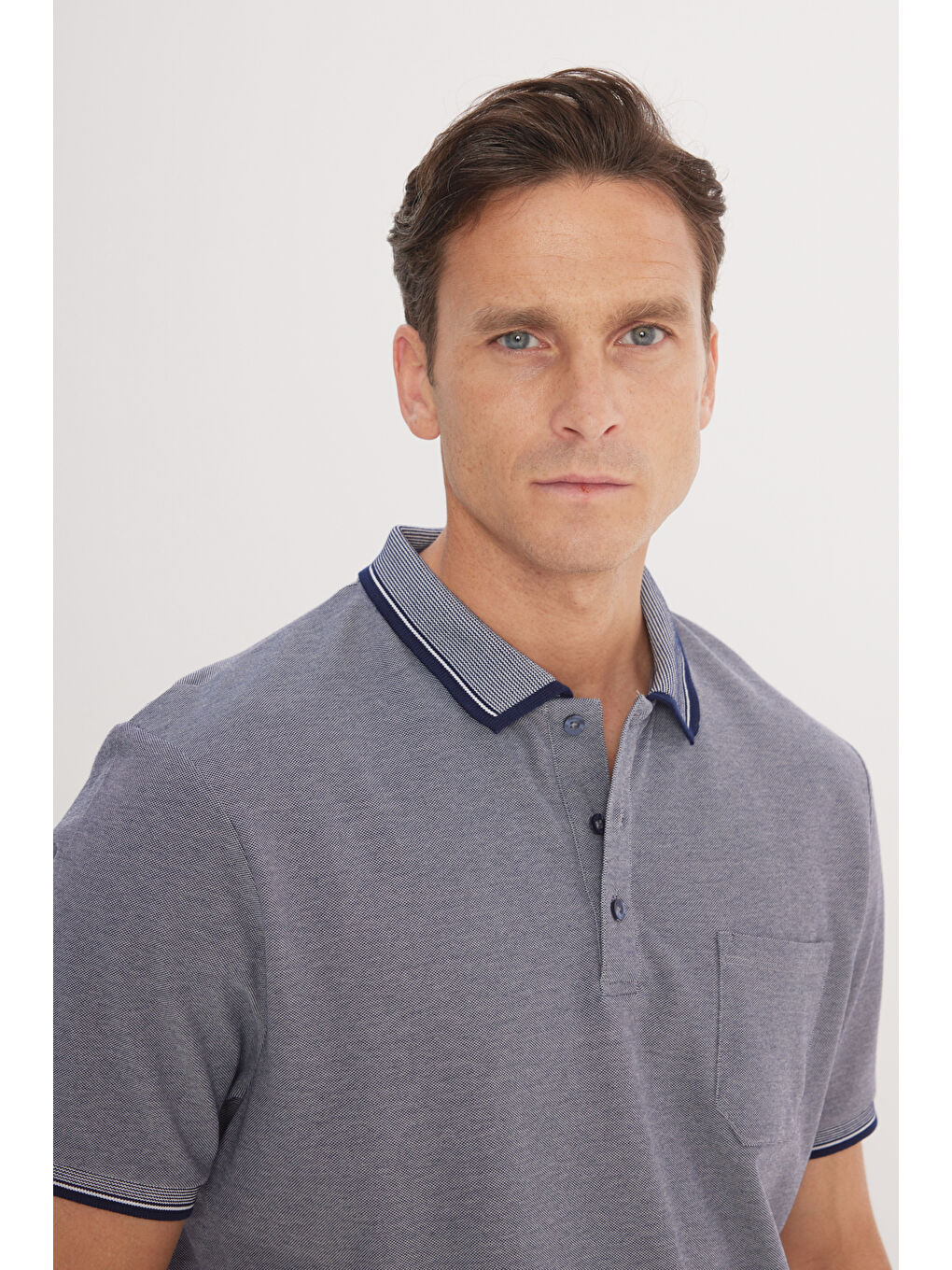 Erkek Lacivert Pamuklu Comfort Fit Rahat Kesim Polo Yaka Cepli Tişört-3