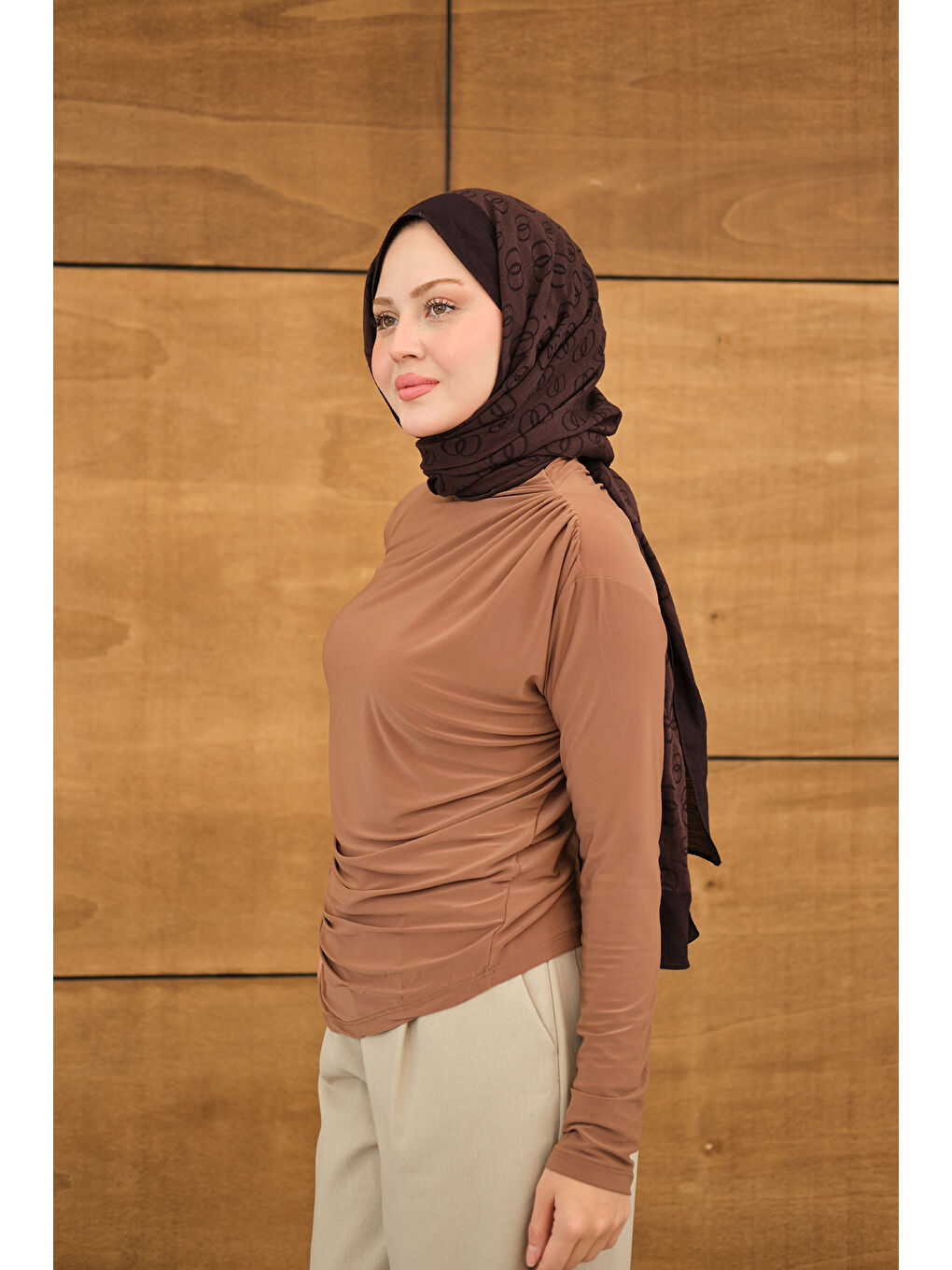 Kahverengi Kadın Uzun Kollu Büzgü Detay Bluz Camel-3