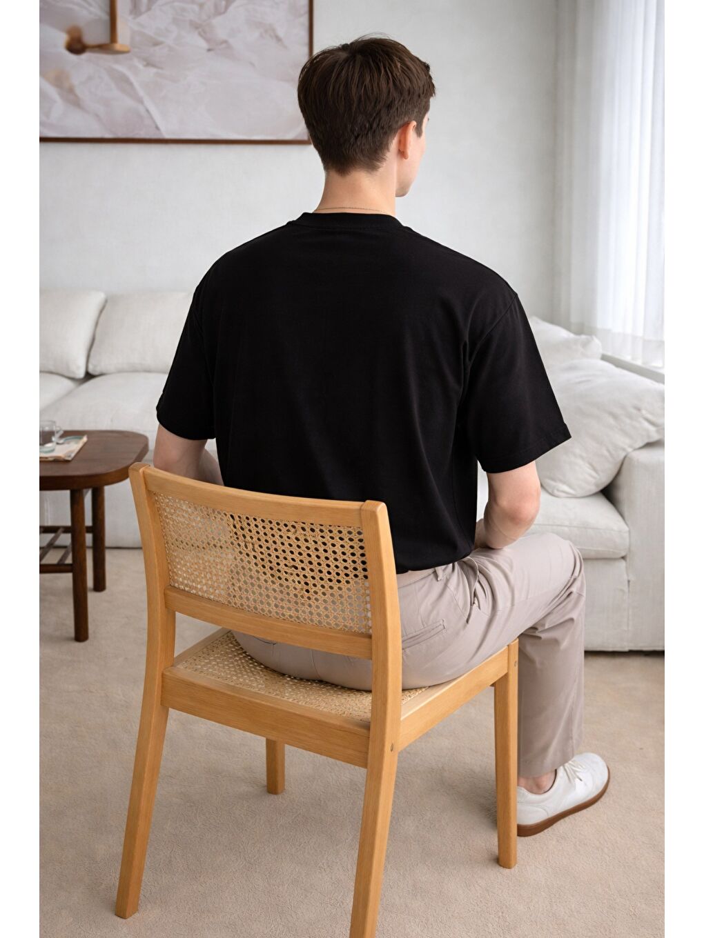 Siyah Erkek Cepli Basic Tişört – Oversize Modern Kesim Günlük Stil-3