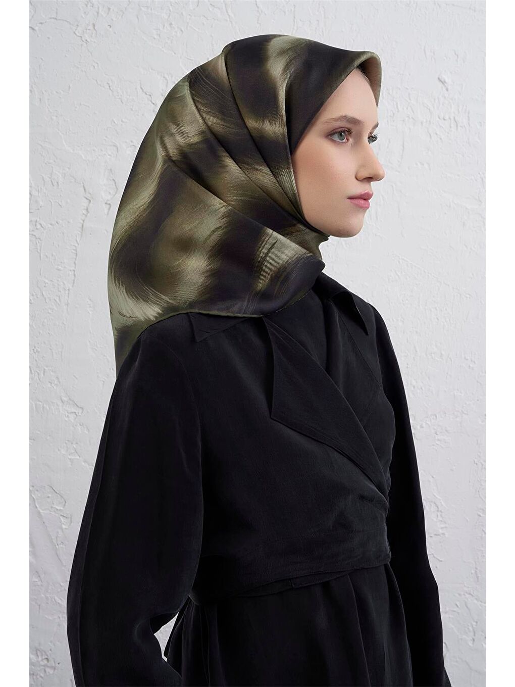 Haki Leopar Desenli Saf İpek Twill Eşarp 9432D 32-1