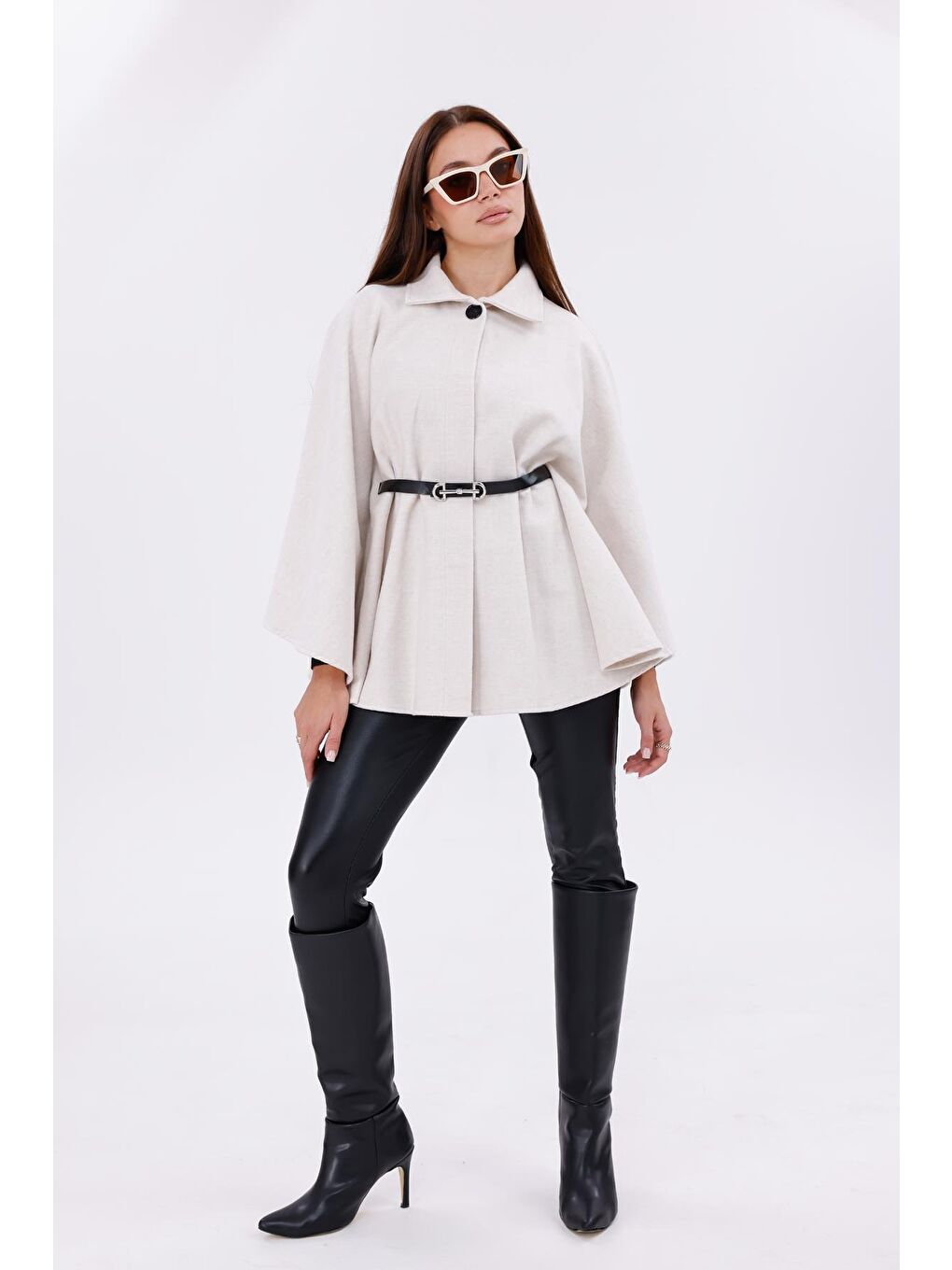 Bej Kadın Tok Duruşlu Pelüş Panço – Tokalı Bel Detaylı Sıcak Tutan Kışlık Dış Giyim-2