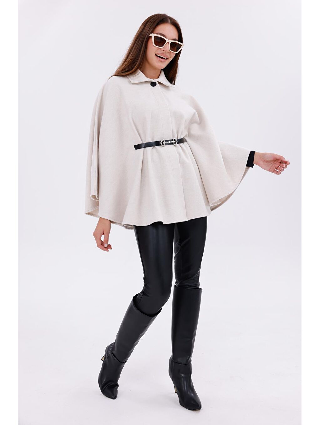 Bej Kadın Tok Duruşlu Pelüş Panço – Tokalı Bel Detaylı Sıcak Tutan Kışlık Dış Giyim-5